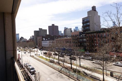 Habitación Doble con balcón del hotel The Allen. Foto 3