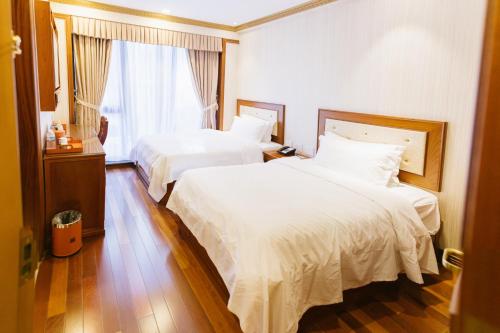 Habitación Doble Deluxe del hotel The Allen. Foto 4