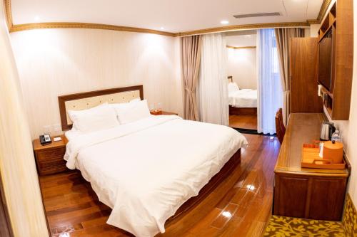 Habitación con cama extragrande - Adaptada para personas de movilidad reducida del hotel The Allen. Foto 5