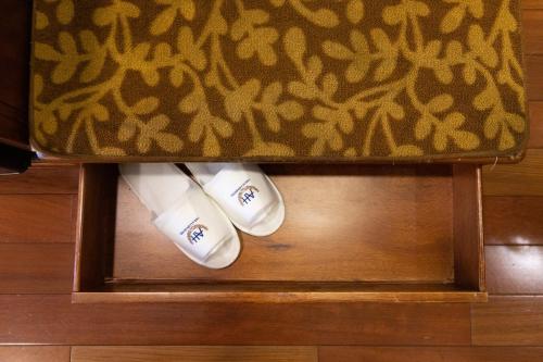 Habitación con cama extragrande - Adaptada para personas de movilidad reducida del hotel The Allen. Foto 6