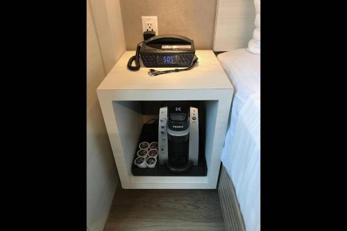 Habitación - 1 cama extragrande - No fumadores del hotel Insignia Brooklyn, Ascend Collection. Foto 16