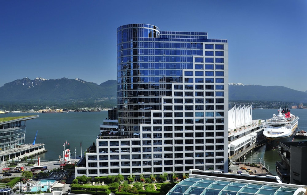 Habitación, 1 cama de matrimonio, vistas a la ciudad (Fairmont) del hotel Fairmont Waterfront. Foto 4