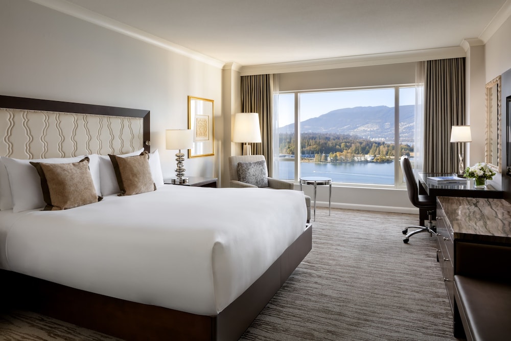 Habitación Signature, 1 cama de matrimonio grande (Harbor and Stanley Park View) del hotel Fairmont Waterfront