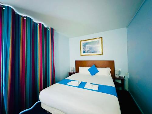 Habitación Doble del hotel Bellevue Montmartre. Foto 9