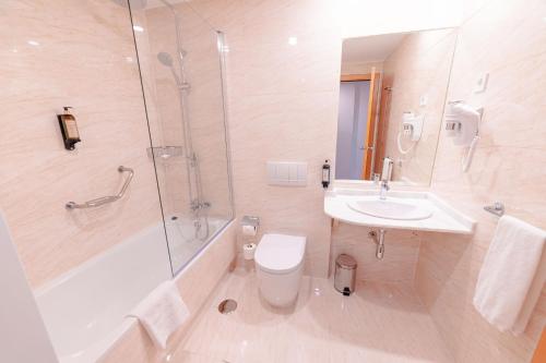 Habitación Doble - 2 camas del hotel Monte Rozas. Foto 4
