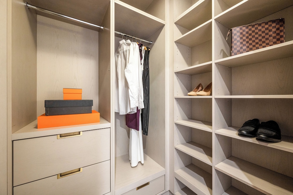 Estudio Grand, 1 cama de matrimonio grande, cocina del hotel Sonder City Hall Park. Foto 18