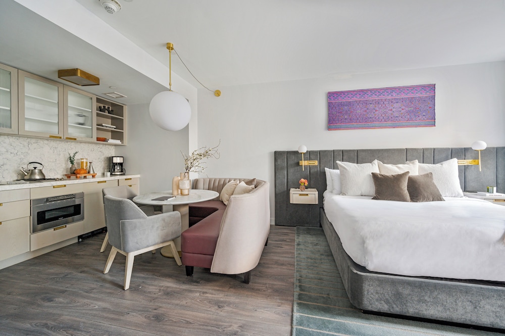 Estudio, 1 cama de matrimonio grande, cocina del hotel Sonder City Hall Park. Foto 7