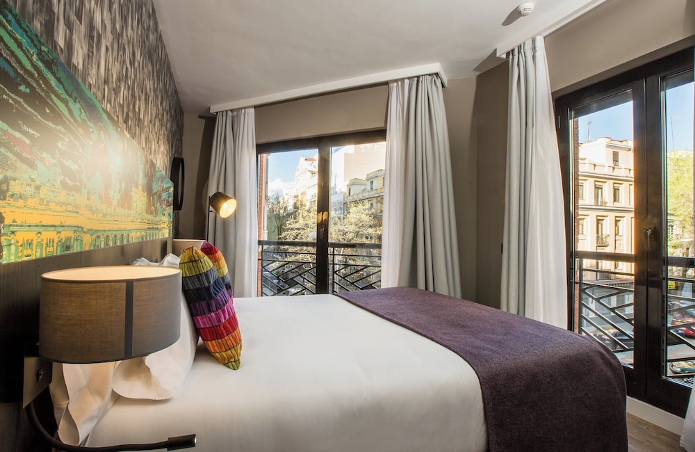 Habitación Confort del hotel Leonardo Boutique Madrid. Foto 4