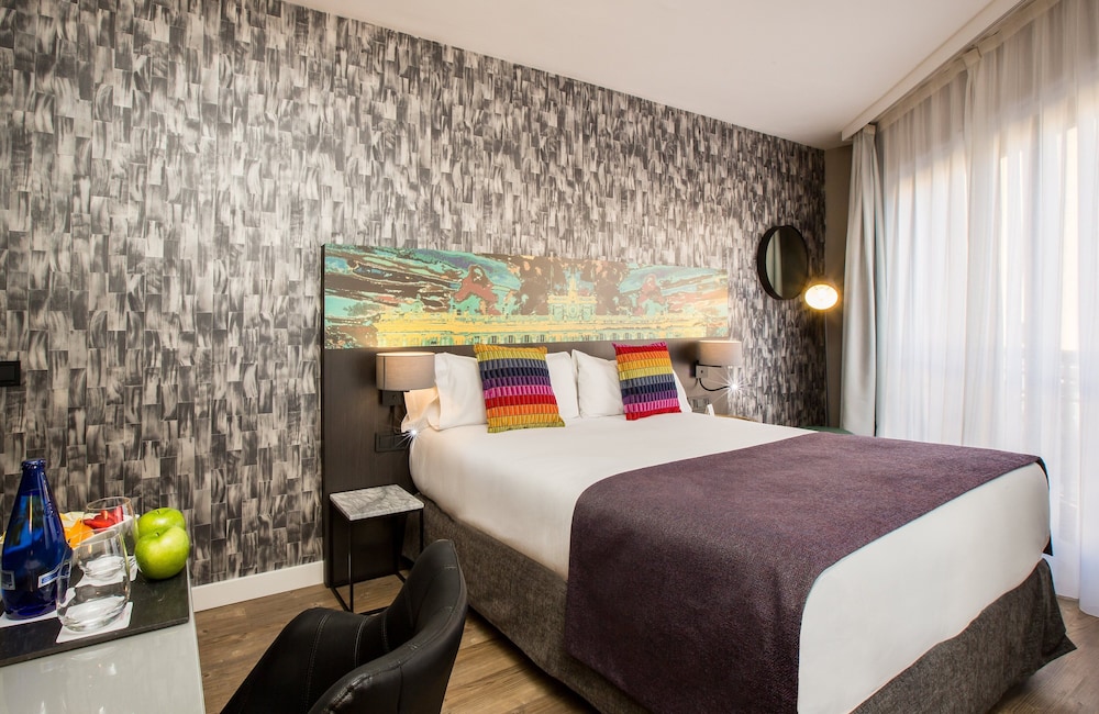 Habitación Confort del hotel Leonardo Boutique Madrid. Foto 6