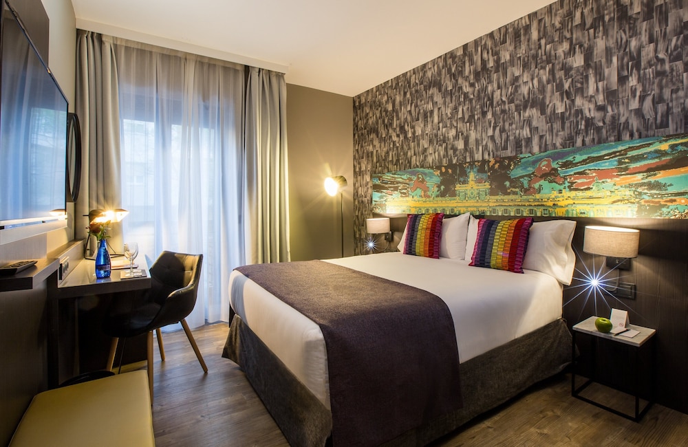 Habitación Confort del hotel Leonardo Boutique Madrid. Foto 7