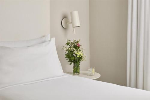 Habitación Doble Estándar - 1 o 2 camas del hotel NH Madrid Atocha. Foto 1