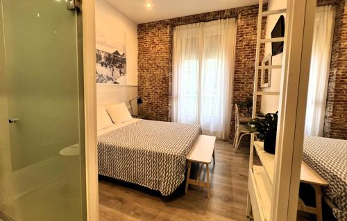 Habitación Doble con vistas a la ciudad - 1 o 2 camas del hotel San Lorenzo. Foto 12