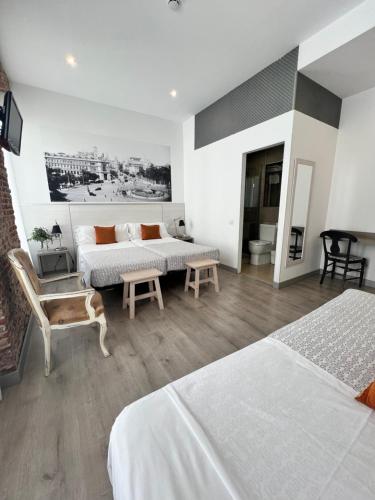 Habitación Triple del hotel San Lorenzo. Foto 1