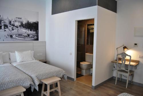 Habitación Triple del hotel San Lorenzo. Foto 9