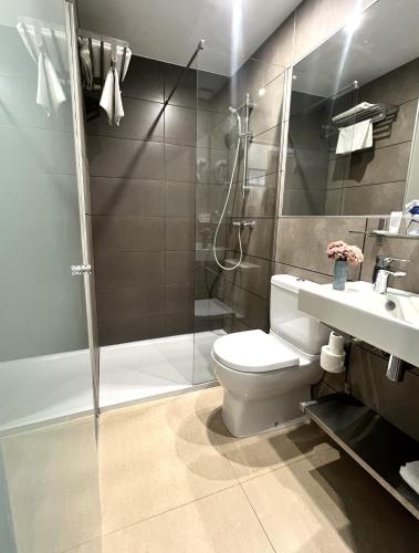 Habitación Triple del hotel San Lorenzo. Foto 13
