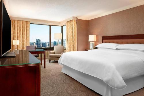 Suite - 1 cama extragrande del hotel Sheraton Centre Toronto. Foto 2