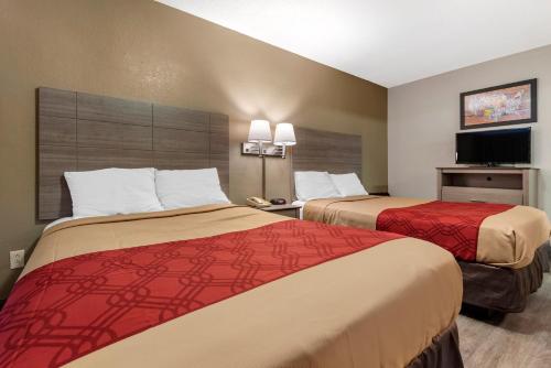 Habitación Doble - 2 camas dobles - Fumadores del hotel Econo Lodge Dewitt