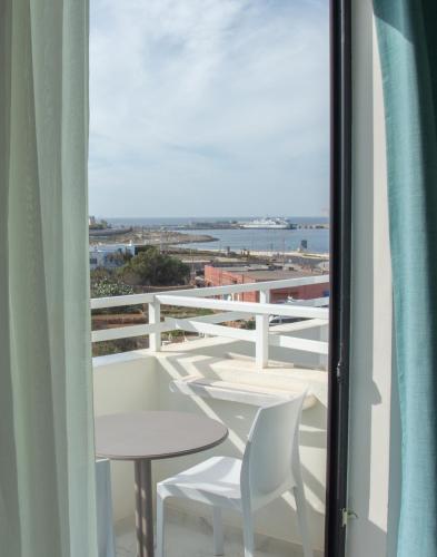 Habitación Doble con vista parcial al mar - 1 o 2 camas del hotel Riviera Spa Resort – Adults Only. Foto 3