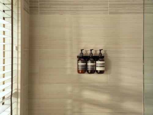 Villa - Cama extragrande del hotel Montauk Yacht Club. Foto 3