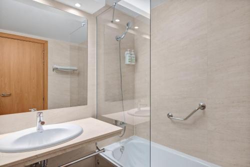 Habitación Doble del hotel B&B Tarragona Valls. Foto 4