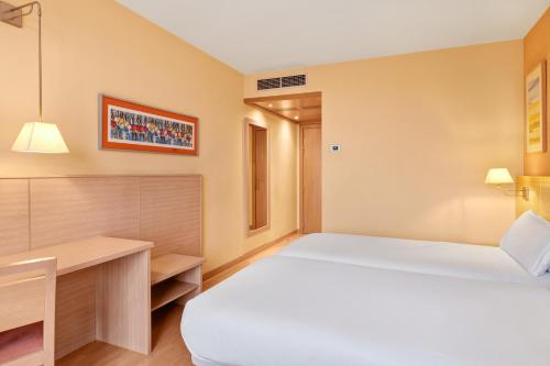 Habitación Doble - 2 camas del hotel B&B Tarragona Valls. Foto 3