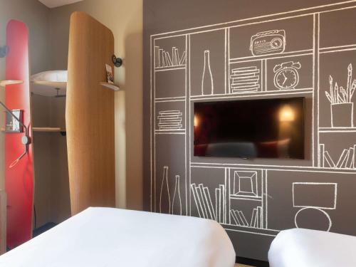 Habitación Doble Estándar - 2 camas del hotel Ibis Rabat Agdal. Foto 1