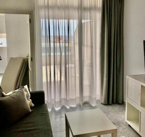 Apartamento Deluxe de 1 dormitorio del hotel Bahia Colon. Foto 4