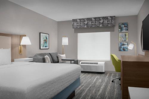 Habitación Estudio con cama extragrande - No fumadores del hotel Hampton Inn Ithaca. Foto 2