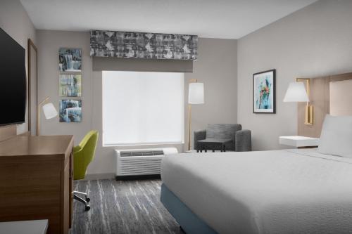 Habitación Doble - Cama extragrande - No fumadores del hotel Hampton Inn Ithaca. Foto 5