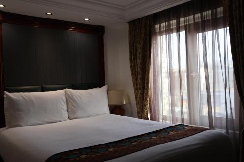 Habitación Doble Superior del hotel Dreamtel London Kensington. Foto 8