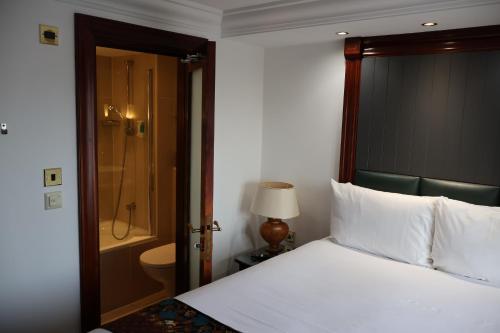 Habitación Doble Superior del hotel Dreamtel London Kensington. Foto 9