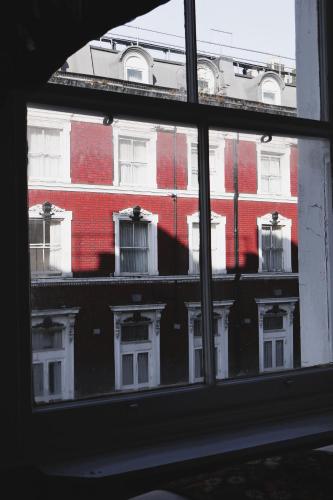 Habitación Doble Deluxe - 2 camas del hotel Dreamtel London Kensington. Foto 13