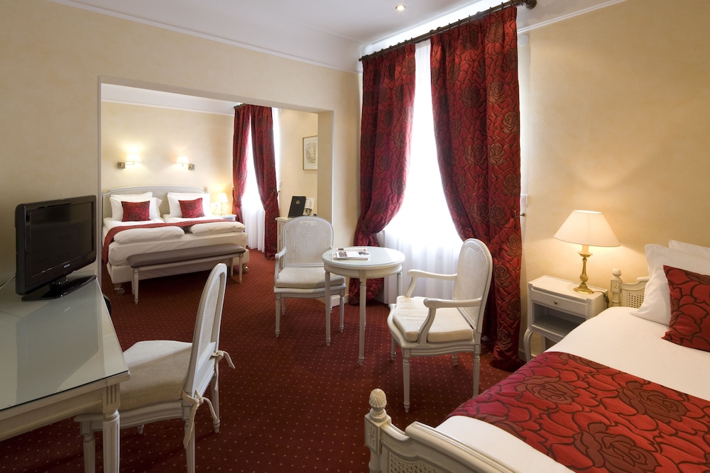 Suite junior del hotel Grand Bristol