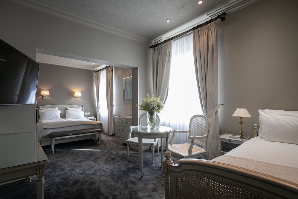 Suite junior del hotel Grand Bristol. Foto 2