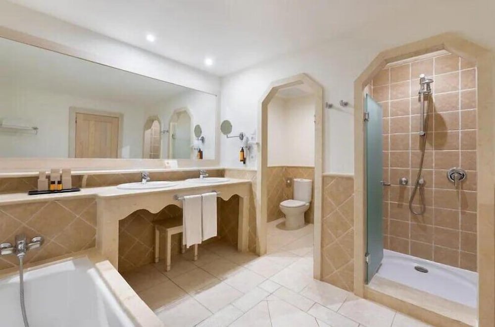 Habitación doble Superior Temática Con Vistas del hotel Gran Castillo Tagoro Family and Fun Playa Blanca. Foto 5