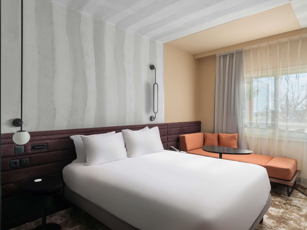 Habitación Ejecutiva con 1 cama doble del hotel Novotel Cairo 6th Of October. Foto 4