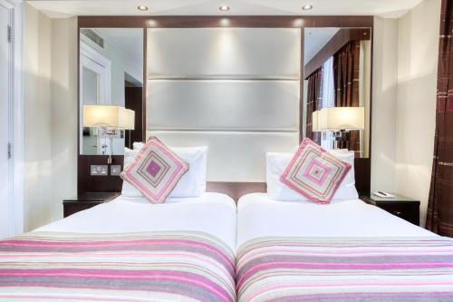 Habitación Doble Club - 2 camas del hotel Grand Royale London Hyde Park. Foto 1