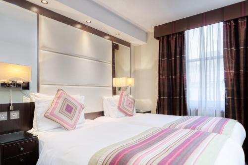 Habitación Doble Deluxe - 2 camas del hotel Grand Royale London Hyde Park. Foto 2