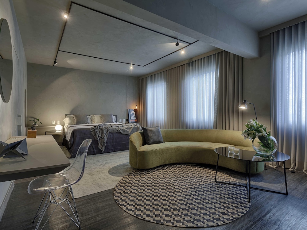 Suite Executive con una cama doble del hotel Caesar Business Belo Horizonte Belvedere