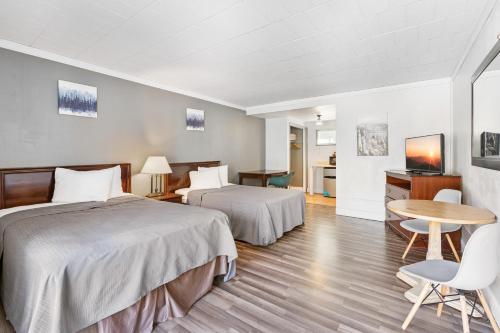 Habitación Doble Deluxe del hotel Fairbridge Inn And Suites West Point