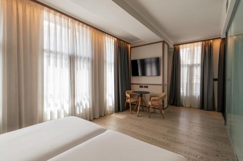 Habitación Doble Superior del hotel Petit Palace Alcala. Foto 2