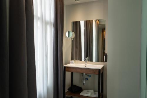 Habitación Doble Superior del hotel Petit Palace Alcala. Foto 3
