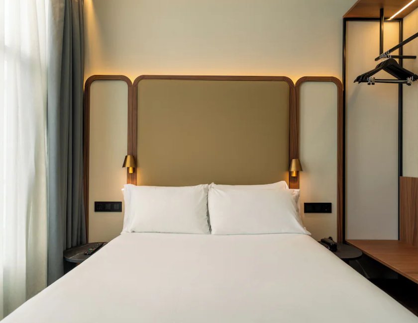 Habitación básica doble del hotel Petit Palace Alcala