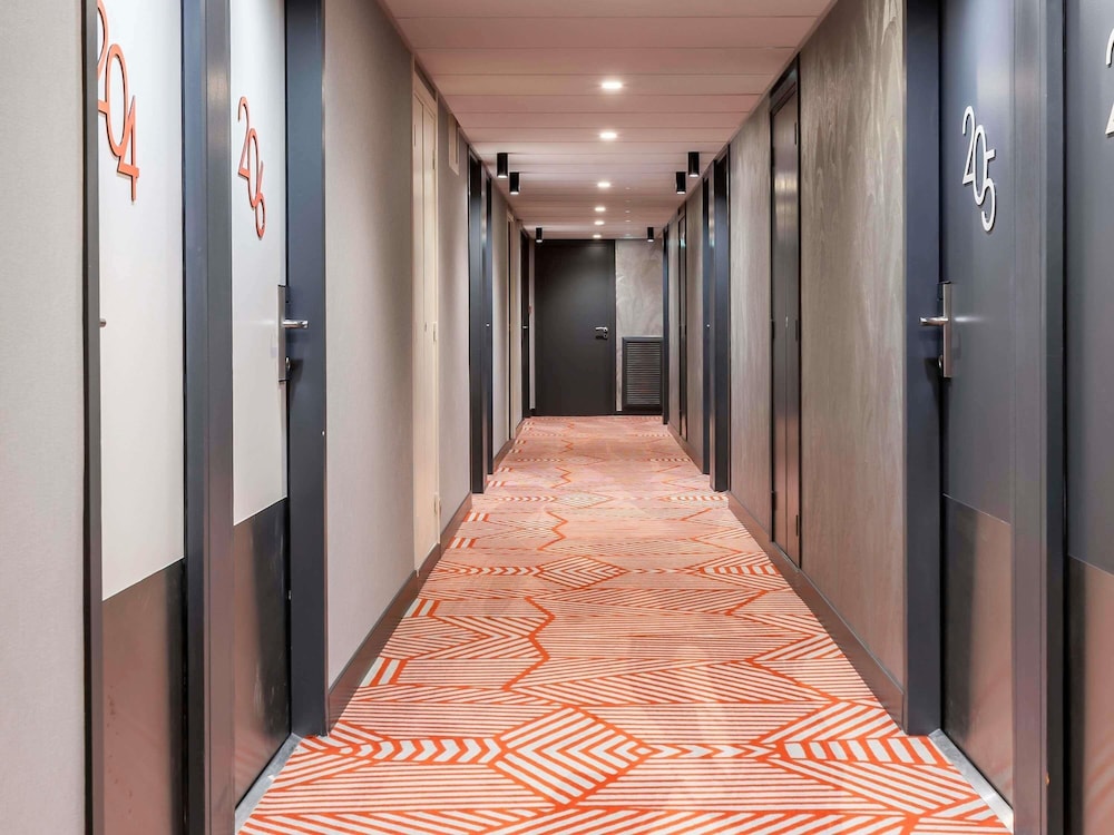 Habitación Clásica con 1 cama doble del hotel Mercure Marseille Centre Prado Vélodrome. Foto 3