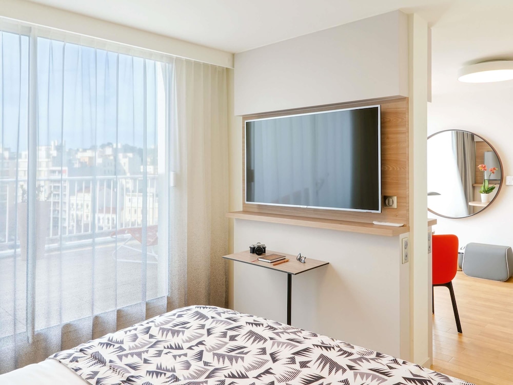 Habitación Clásica con 1 cama doble del hotel Mercure Marseille Centre Prado Vélodrome. Foto 5