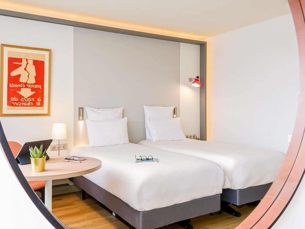 Habitación Clásica con camas individuales del hotel Mercure Marseille Centre Prado Vélodrome. Foto 5