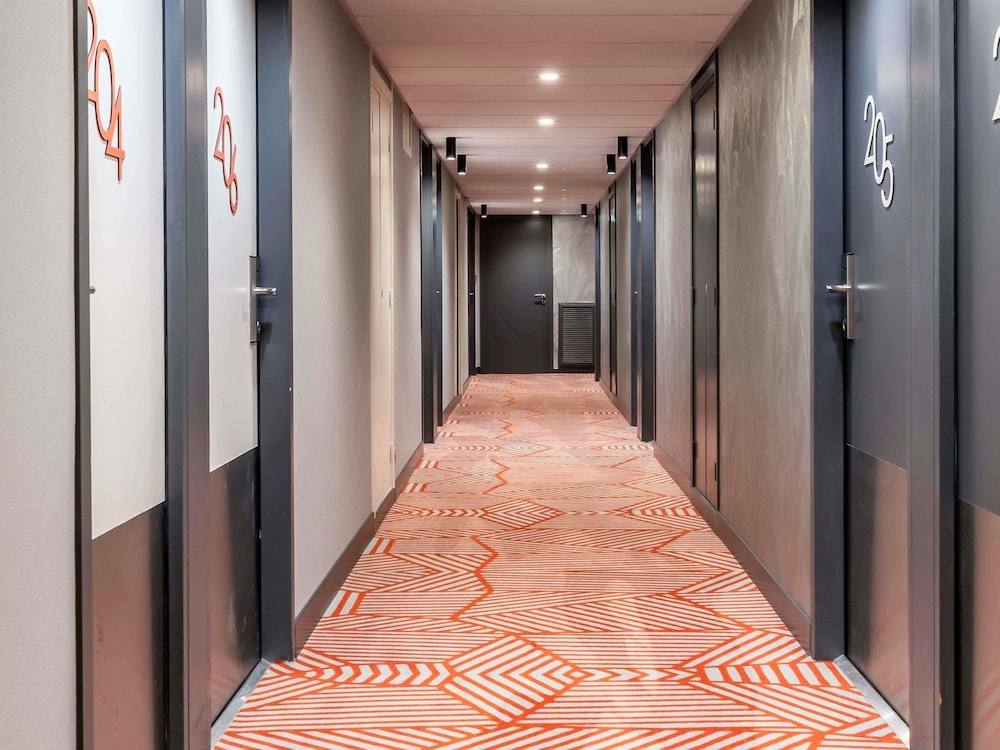 Habitación Clásica con 1 cama doble del hotel Mercure Marseille Centre Prado Vélodrome. Foto 5