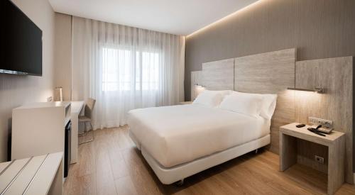 Habitación Doble Estándar - 1 o 2 camas del hotel Nh Madrid Chamberí