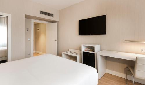Habitación Doble Estándar - 1 o 2 camas del hotel Nh Madrid Chamberí. Foto 4