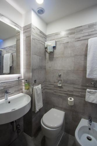 Habitación Individual del hotel Flora. Foto 9